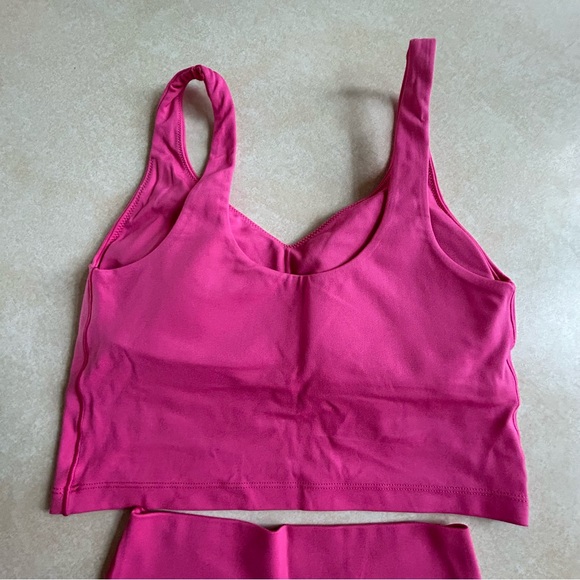 OFFLINE Real Me High Waisted Crossover Bike Short Tank Top Set Small - Picture 7 of 12